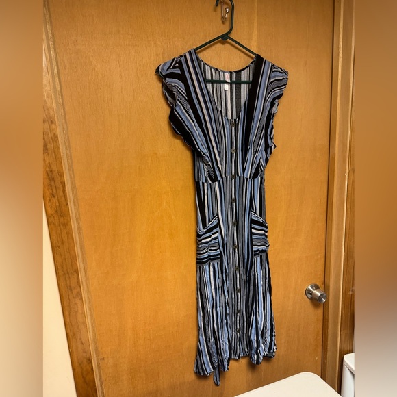 Xhilaration Dresses & Skirts - XHILATATION blue and black dress size S